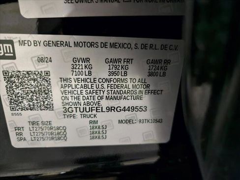 Used 2024 GMC Sierra 1500 AT4X image 23