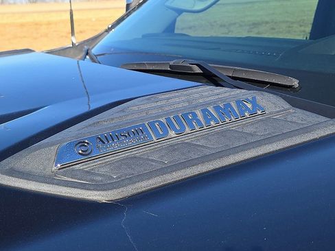 Used 2024 Chevrolet Silverado 3500 LTZ w/ LTZ Convenience Package image 13