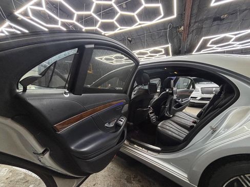 Used 2014 Mercedes-Benz S 550 Sedan image 11