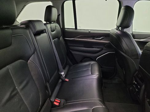 Used 2022 Jeep Grand Cherokee Limited 4xe w/ Luxury Tech Group II image 19