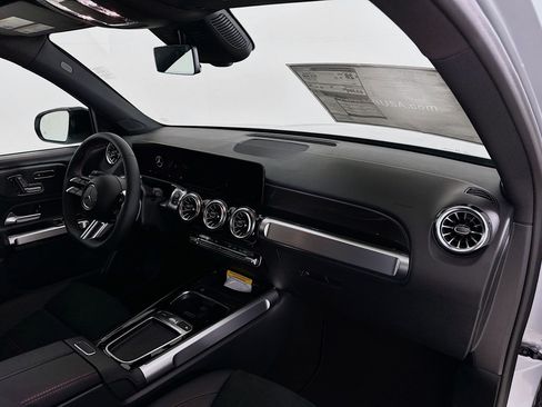 New 2026 Mercedes-Benz GLB 250 image 29