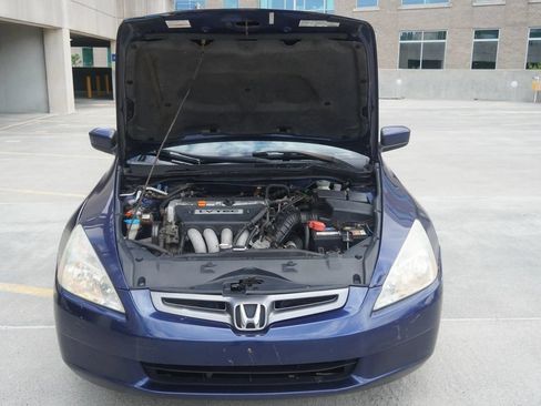 Used 2004 Honda Accord LX image 26