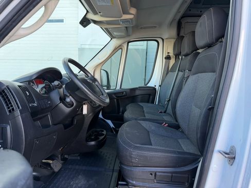 Used 2021 RAM ProMaster 2500 w/ Convenience Group image 9