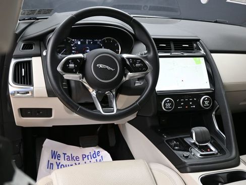 Used 2023 Jaguar E-PACE SE AWD/4WD image 28