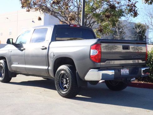 Used 2018 Toyota Tundra SR5 image 42