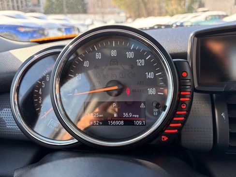 Used 2015 MINI Cooper 2-Door Hardtop image 25