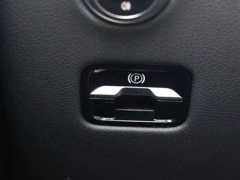 Certified 2023 Mercedes-Benz GLC 300 4MATIC image 32