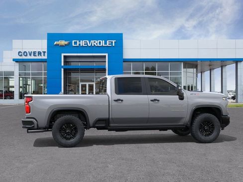 New 2026 Chevrolet Silverado 2500 ZR2 AWD/4WD image 5