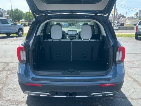 New 2026 Ford Explorer Active w/ Active Comfort Package AWD/4WD image 4