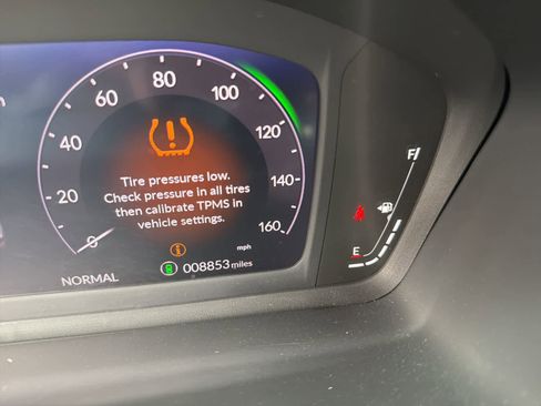 Used 2024 Honda Accord EX-L image 2