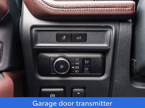 Used 2024 Ford Expedition Limited image 23