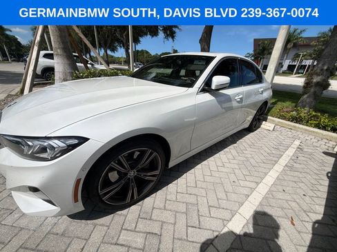 Certified 2024 BMW 330i Sedan w/ Convenience Package RWD image 4