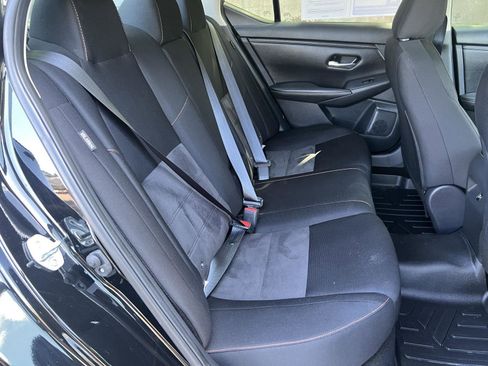 Used 2023 Nissan Sentra SR w/ Midnight Edition Package FWD image 16