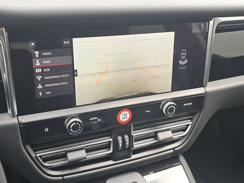 New 2026 Porsche Macan S image 12