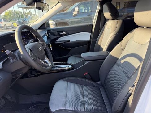New 2026 Chevrolet Trax LT FWD image 15