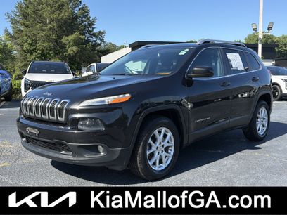 Used 2016 Jeep Cherokee Latitude w/ Cold Weather Group