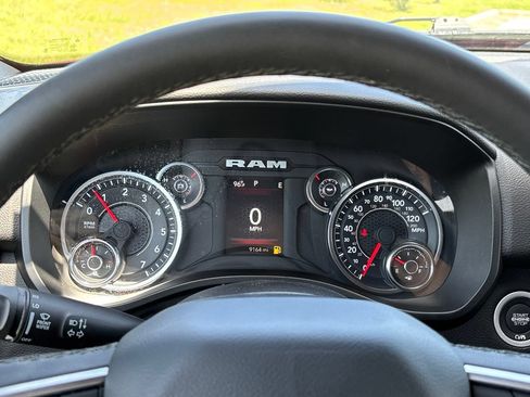 Used 2025 RAM 1500 Lone Star AWD/4WD image 25