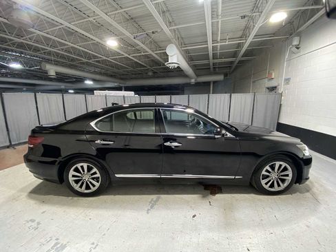 Used 2014 Lexus LS 460 AWD image 27