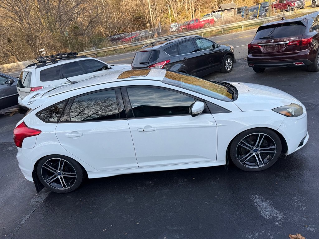Used 2014 Ford Focus ST FWD image 45