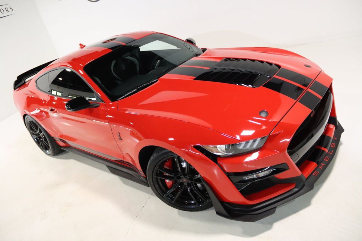 Used 2020 Ford Mustang Shelby GT500 w/ Technology Package RWD image 9