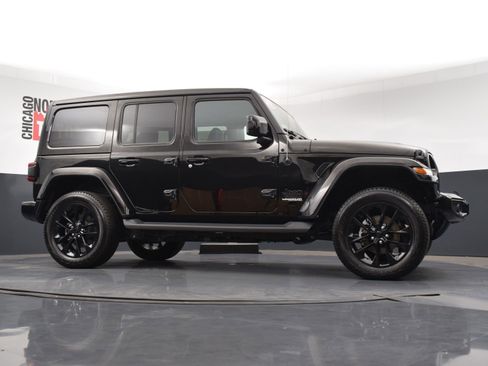 Used 2021 Jeep Wrangler Unlimited Sahara image 32