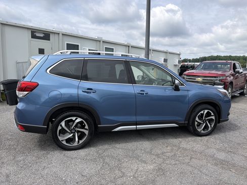 Used 2022 Subaru Forester Touring w/ Popular Package #2 AWD/4WD image 3