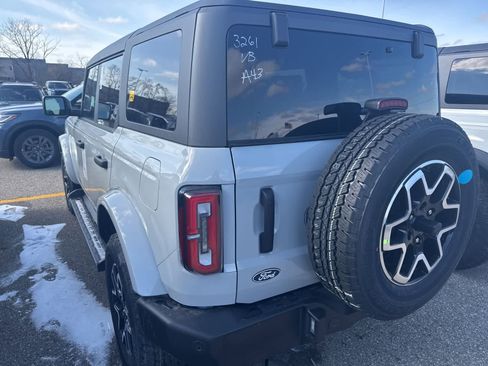 New 2026 Ford Bronco Outer Banks AWD/4WD image 24