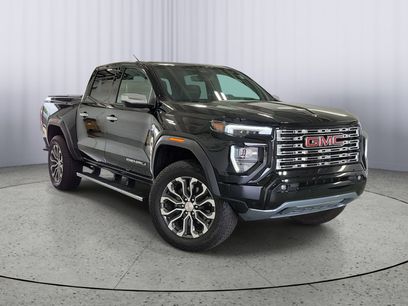 Used 2025 GMC Canyon Denali