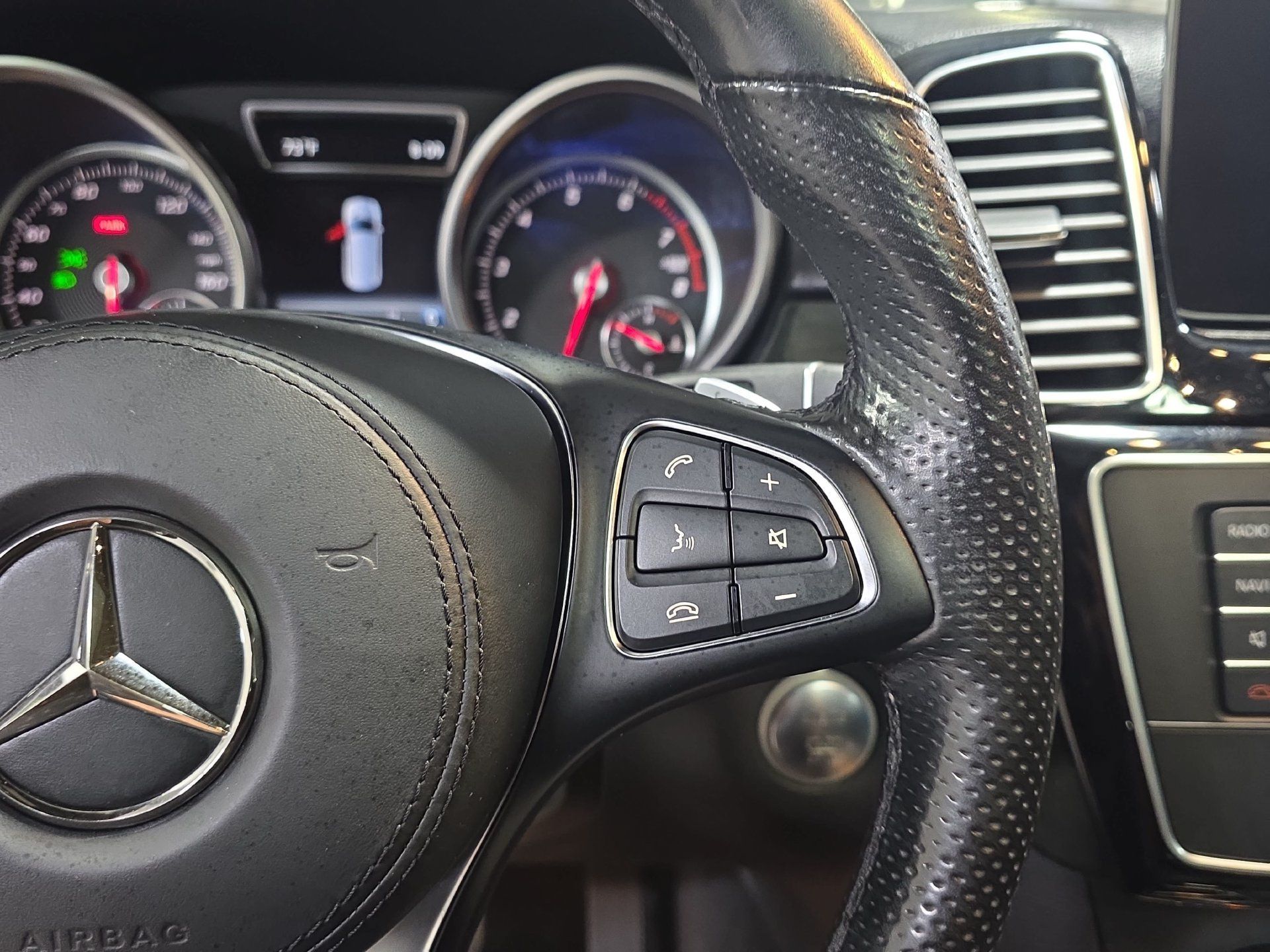 Certified 2019 Mercedes-Benz GLS 450 4MATIC image 18