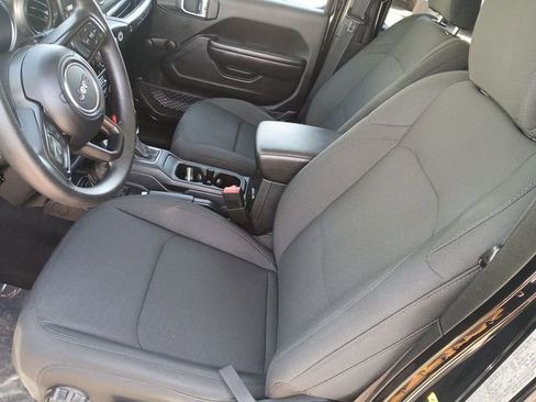 Used 2021 Jeep Wrangler Unlimited Sport AWD/4WD image 11