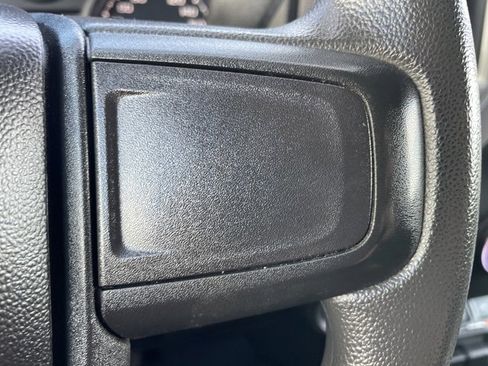 Used 2023 GMC Sierra 1500 Pro w/ Convenience Package image 23