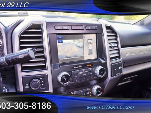 Used 2021 Ford F350 Platinum w/ Tremor Off-Road Package AWD/4WD image 46