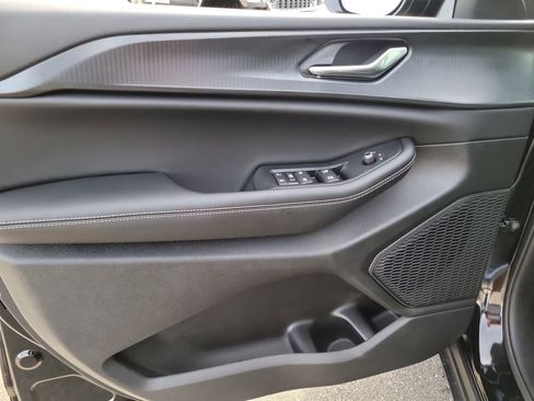 New 2025 Jeep Grand Cherokee Laredo w/ Luxury Tech Group I image 16