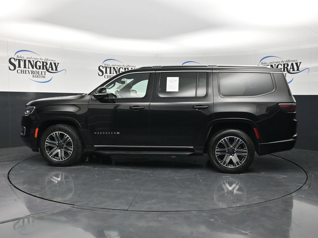 Used 2024 Jeep Wagoneer Series II w/ Flexible Seating Group AWD/4WD image 5