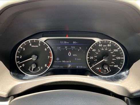 Used 2024 Nissan Altima 2.5 SR w/ SR Premium Package FWD image 26
