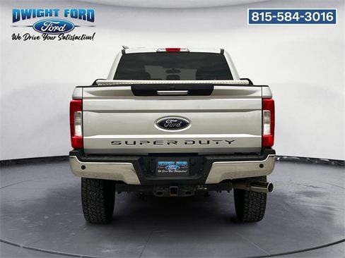 Certified 2019 Ford F250 XLT w/ XLT Premium Package image 4