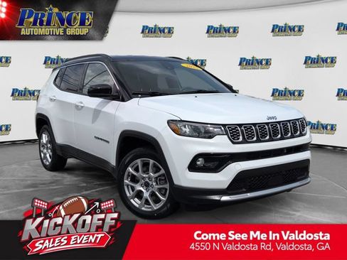 Used 2025 Jeep Compass Limited AWD/4WD image 1