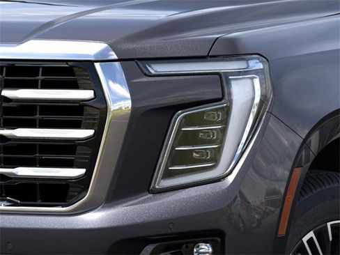 New 2026 GMC Yukon XL Elevation image 10