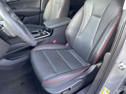 Used 2023 Buick Envision Essence w/ Sport Touring Package AWD/4WD image 20