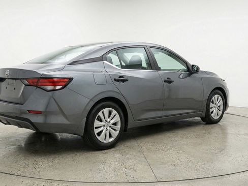 Used 2025 Nissan Sentra S FWD image 9
