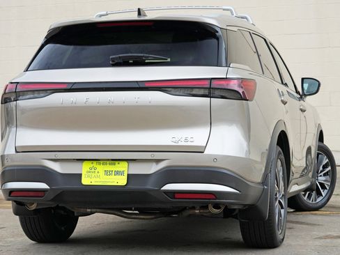 Used 2026 INFINITI QX60 Luxe w/ Cargo Package FWD image 5