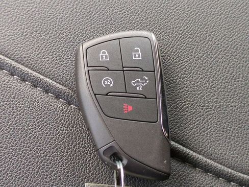 Used 2025 Chevrolet Silverado 1500 LT Trail Boss w/ Convenience Package II image 31