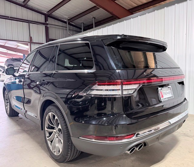 Used 2025 Lincoln Aviator Reserve w/ Illumination Package RWD image 7