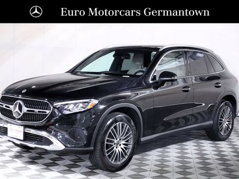 Used 2026 Mercedes-Benz GLC 300 4MATIC image 3