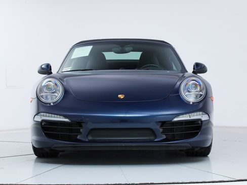 Used 2016 Porsche 911 Carrera S image 8