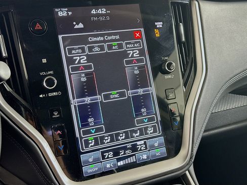 Used 2025 Subaru Outback Premium image 24