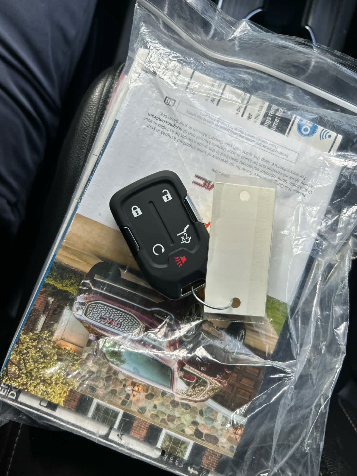 Used 2019 GMC Acadia SLT FWD image 21