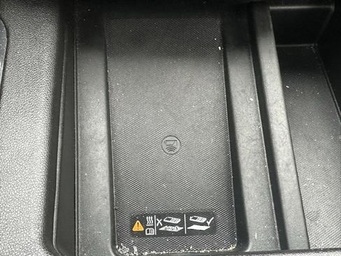 Used 2022 GMC Sierra 1500 Denali w/ Denali Premium Package image 15