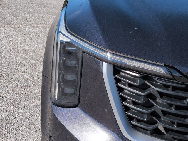 Used 2025 Kia Sorento LX FWD image 9