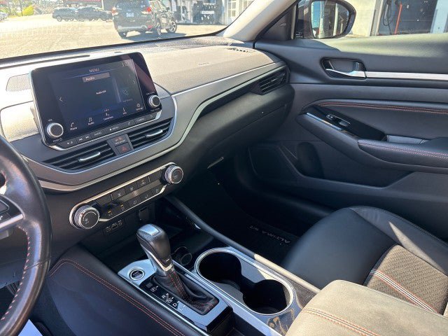 Used 2023 Nissan Altima 2.5 SR FWD image 26